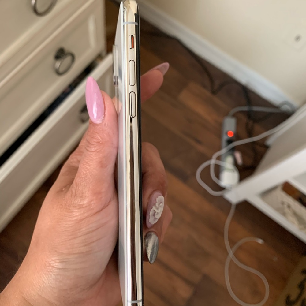 iPhone XS